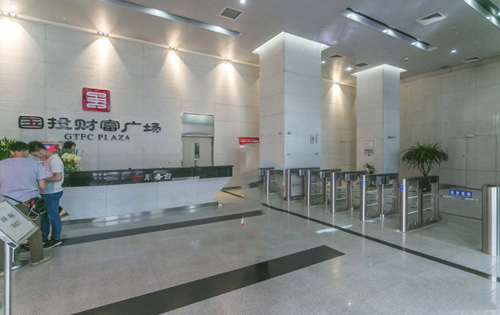 国投财富广场大堂